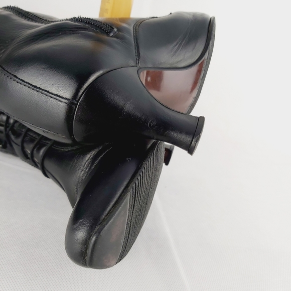 Vintage retro black laced lace up heeled leather boots - Picture 10 of 14